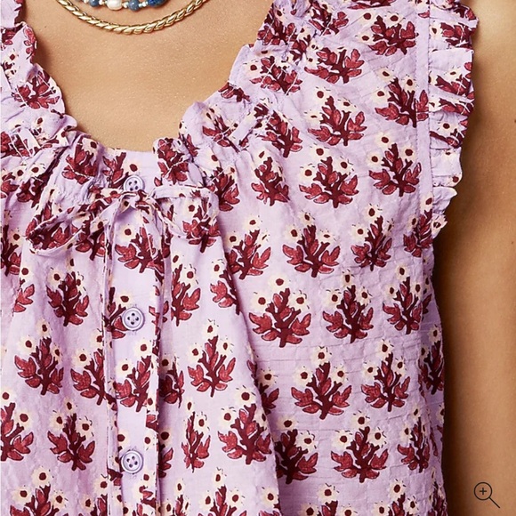 Ruffle-trim button-up top in block print - Picture 2 of 3